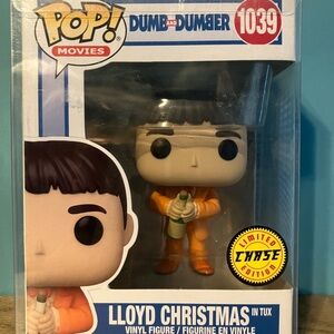 Funko Pop Lloyd Christmas in Orange Tux